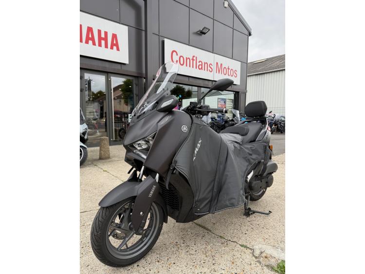 YAMAHA X-MAX 125 TECH MAX +