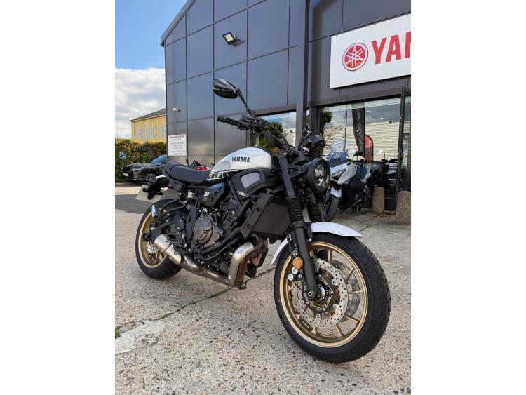 YAMAHA XSR 700 LEGACY 35KW