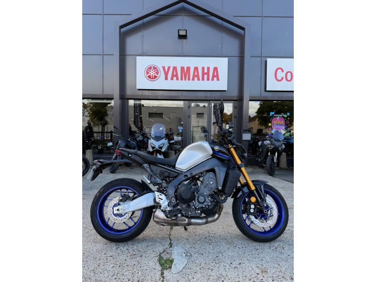 YAMAHA MT-09 SP