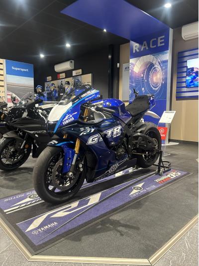 YAMAHA YZF R1 GYTR