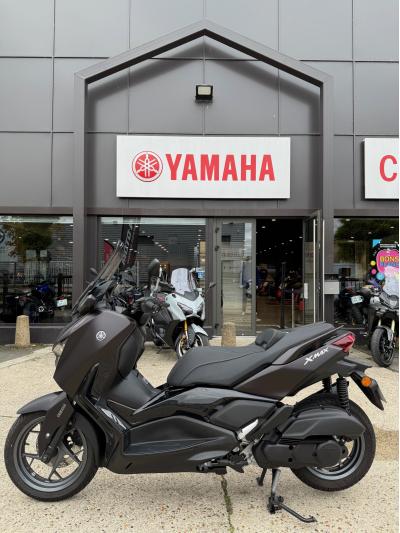 YAMAHA X-MAX 125 TECH MAX