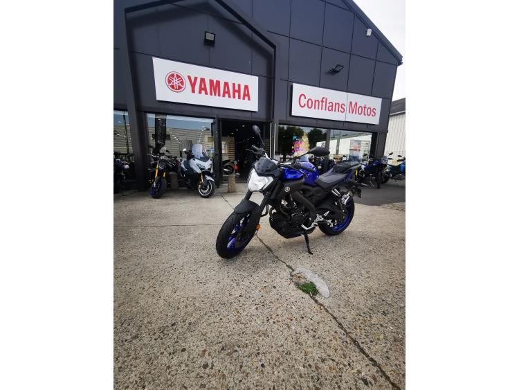 YAMAHA MT-125