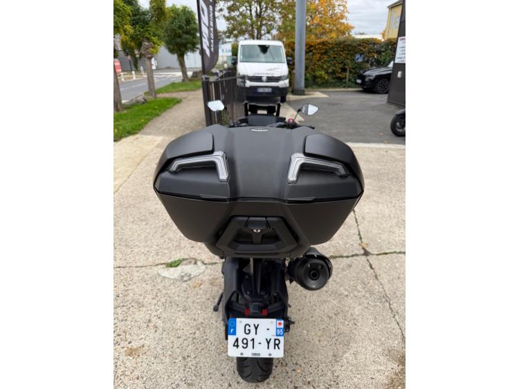YAMAHA XP T-MAX 560 TECH MAX