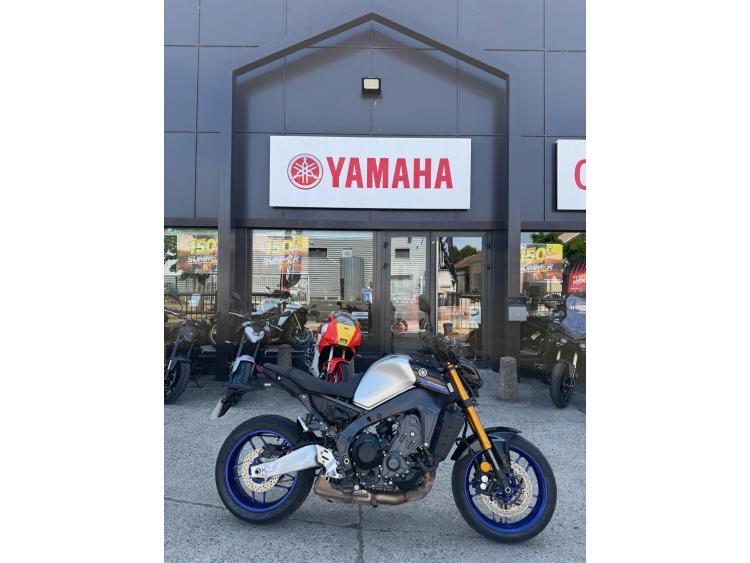 YAMAHA MT-09 SP
