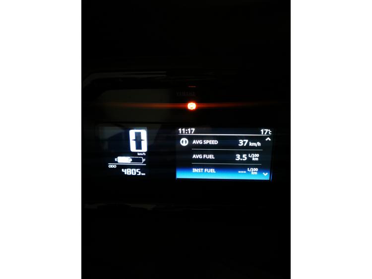 YAMAHA XMAX 300 Tech Max