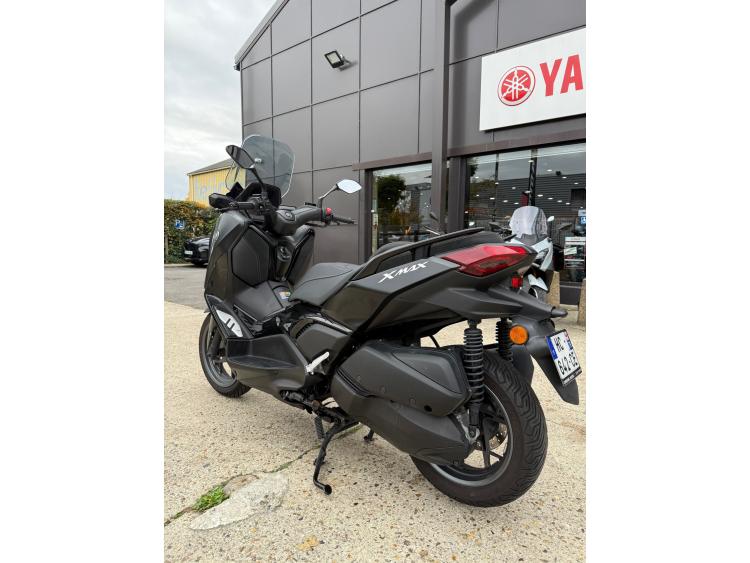 YAMAHA XMAX 300 Tech Max
